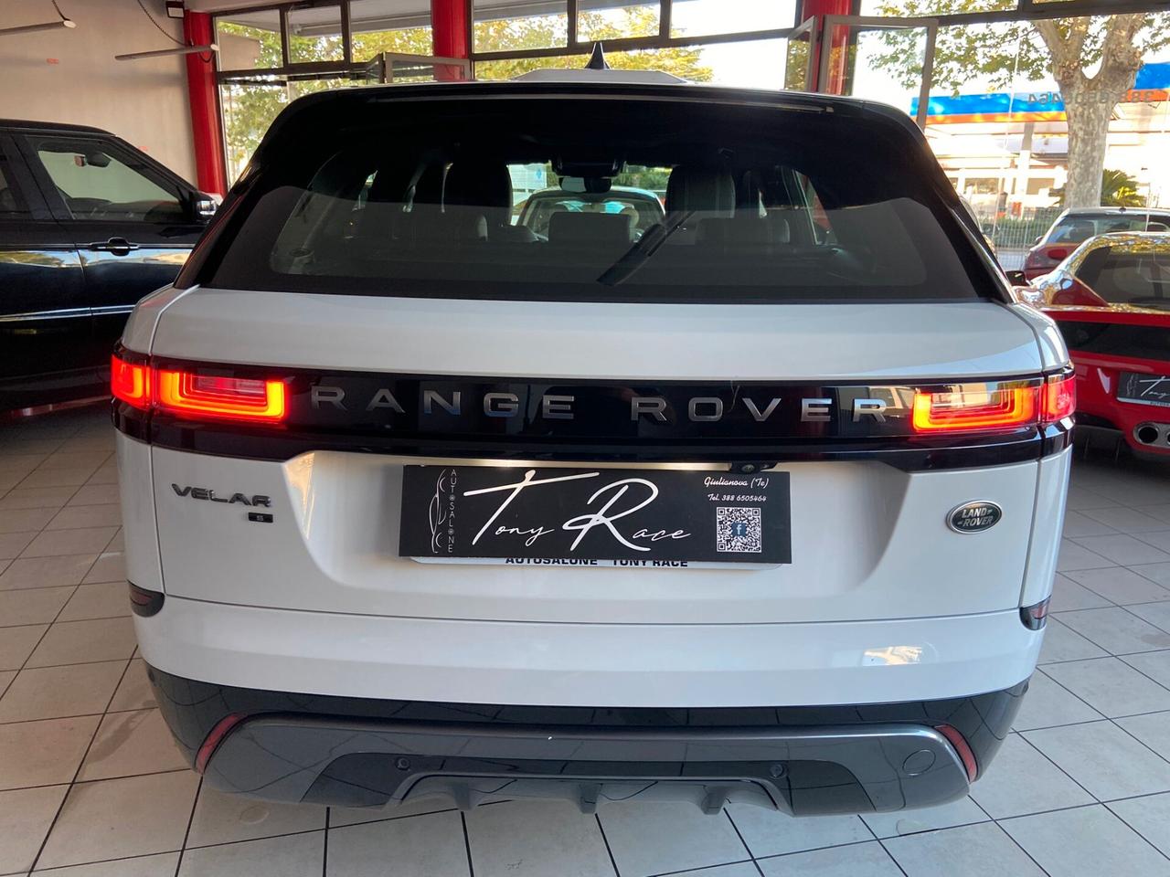 Land Rover Range Velar 2.0D I4 204 CV R-Dynamic