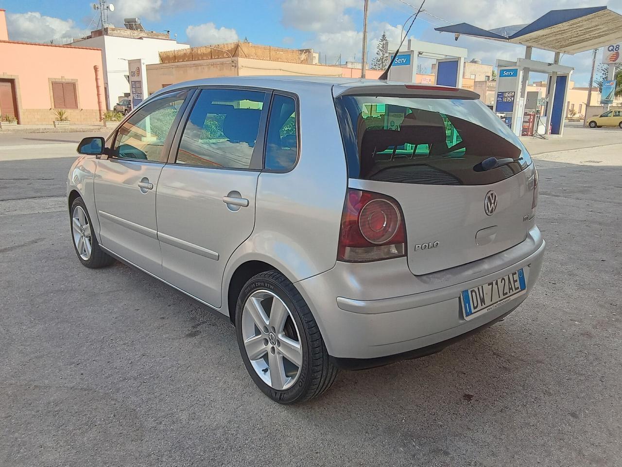 Volkswagen Polo 1.4/80CV TDI 5p. Sportline