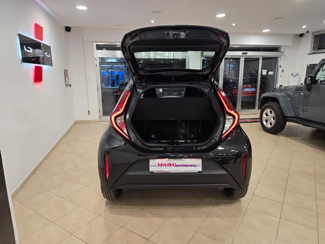 Toyota Aygo X 1.0 VVT-i 72 CV 5 porte Trend Air