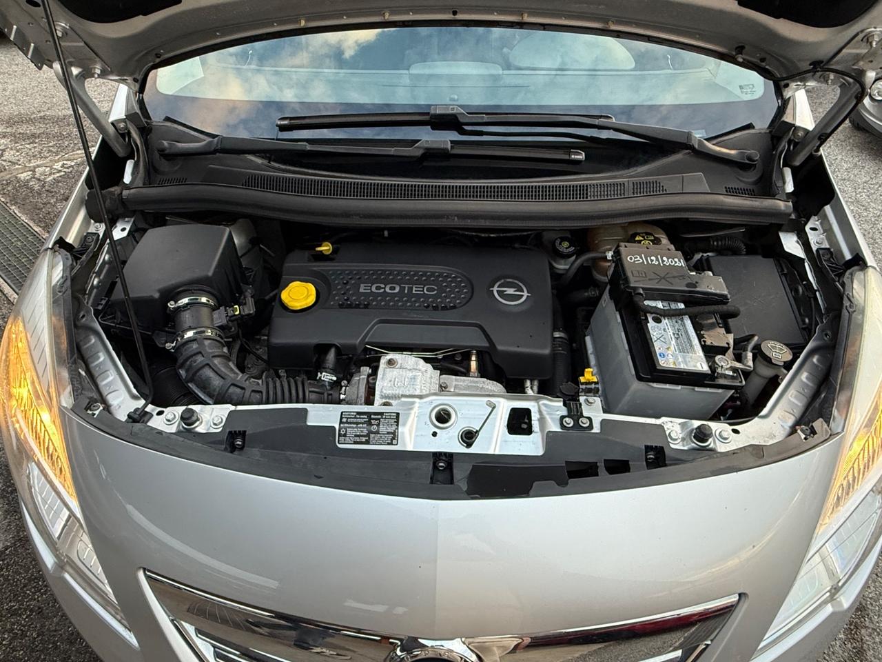 Meriva 1.3 95 cv : Cosmo/unipro/rate/garanzia