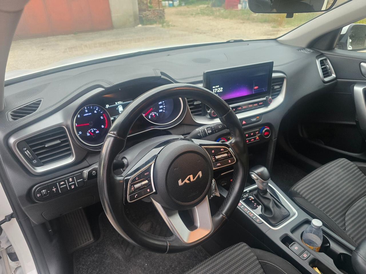 Kia Ceed Sportswagon 1.6 CRDi 136 CV MHEV DCT SW Business