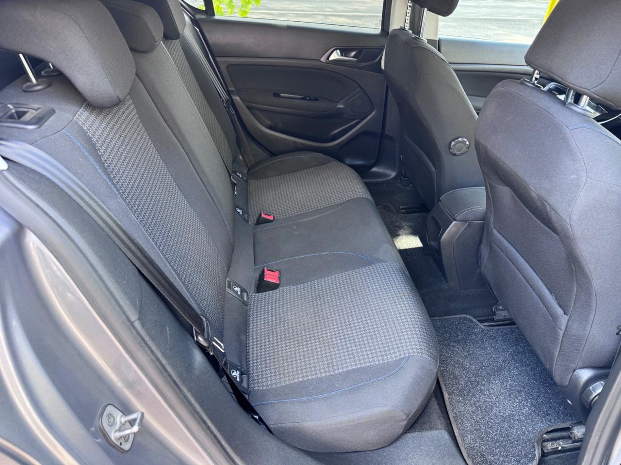 Peugeot 308 BlueHDi 100 S&S neopaten garanzia 12 mesi