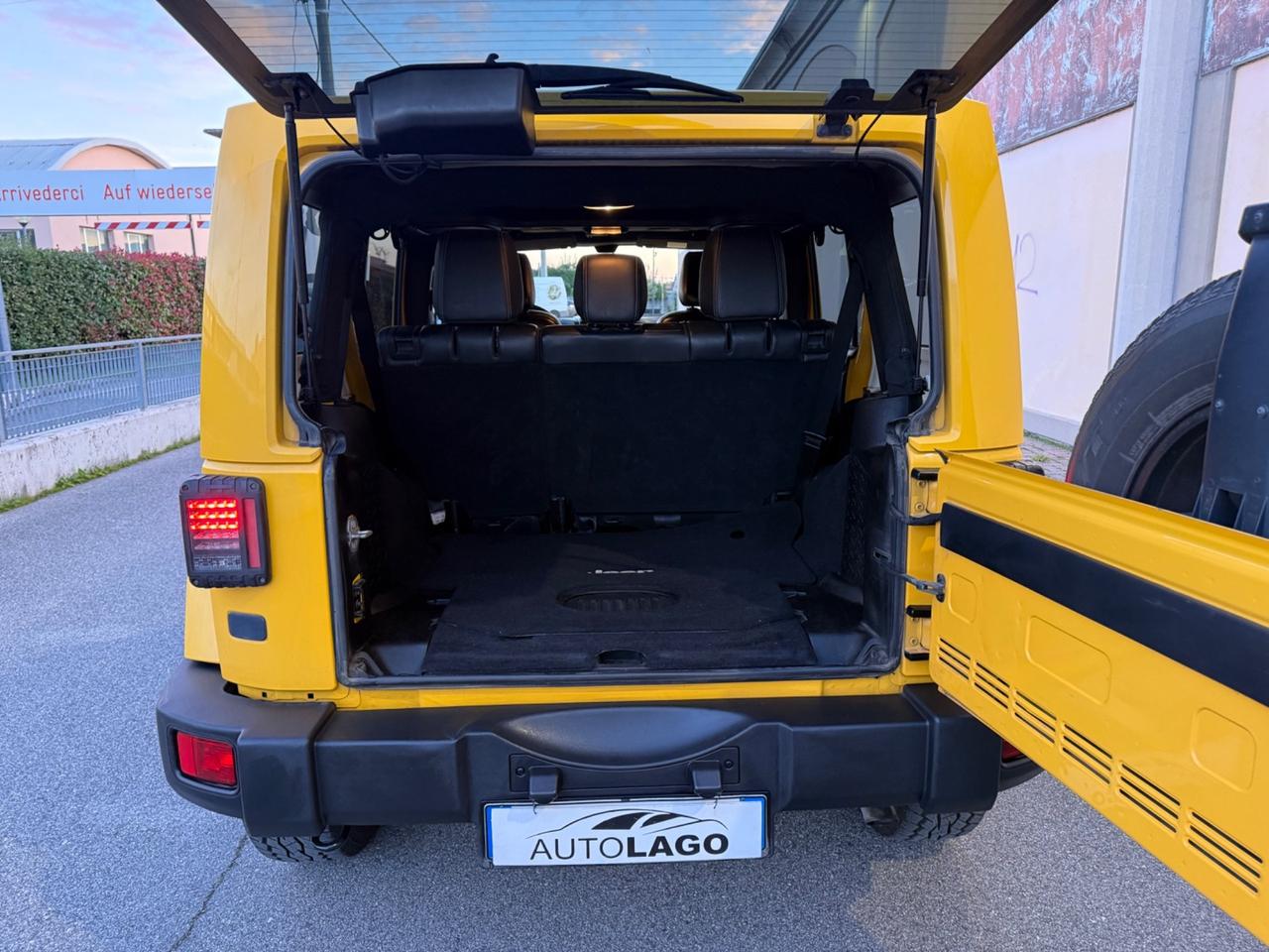 Jeep Wrangler Unlimited 2.8 CRD DPF 4x4 Polar Auto