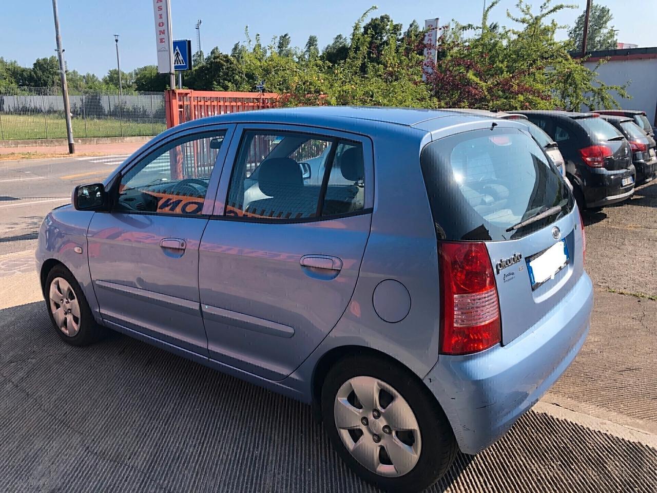 Kia Picanto 1.1 12V CRDi VGT Spicy