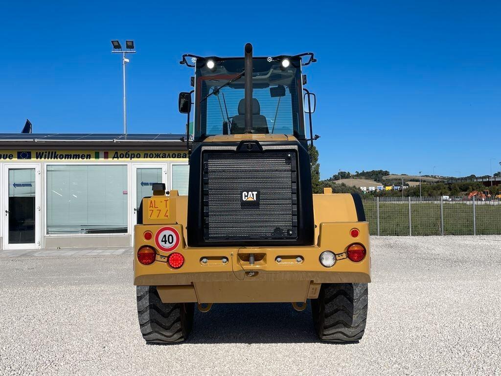 Pala gommata CAT 914M