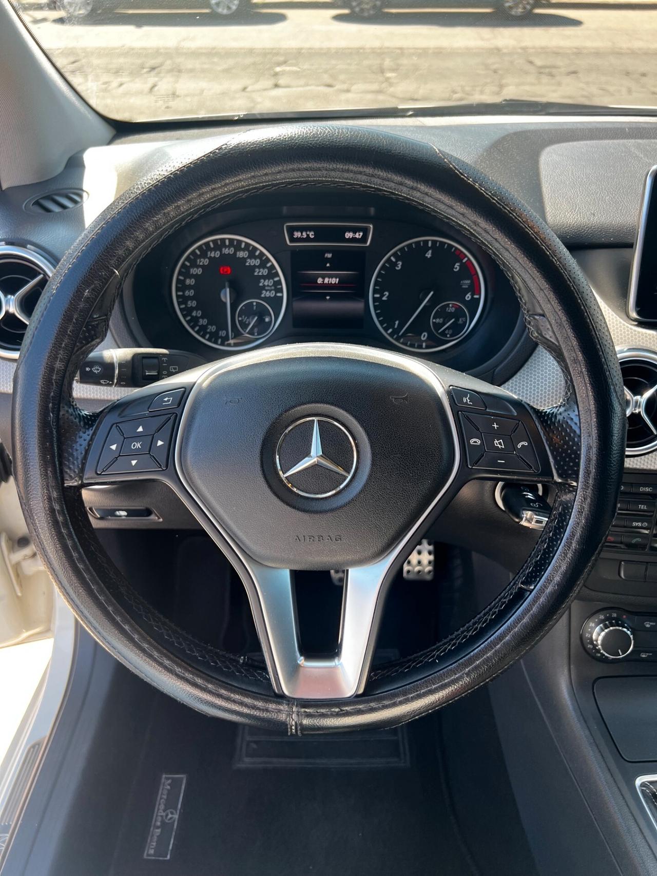 Mercedes-benz B 200 CDI Premium