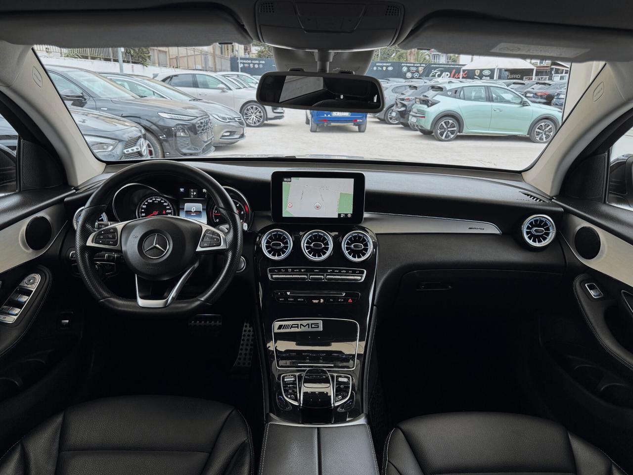 Mercedes-Benz GLC 220 d Coupe Premium AMG 4M