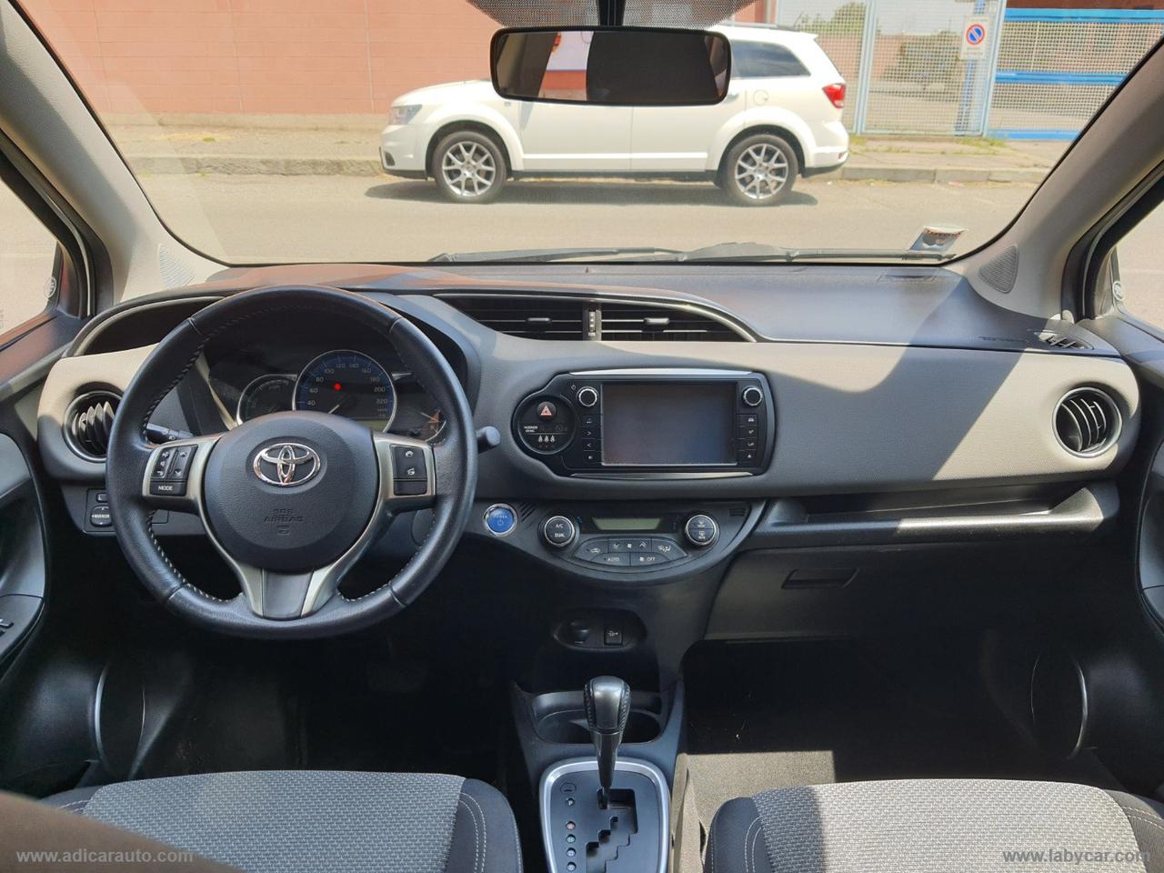 TOYOTA Yaris 1.5 Hybrid 5p.