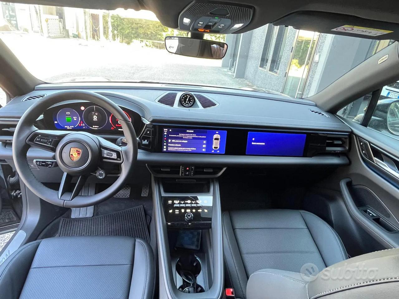 Porsche Macan 4