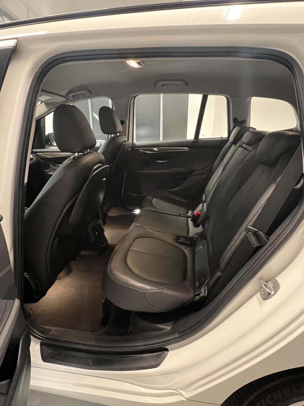 Bmw 2er Active Tourer 218d xDrive Luxury