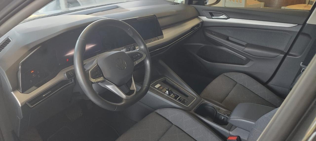 Volkswagen Golf 1.0 eTSI EVO DSG Life