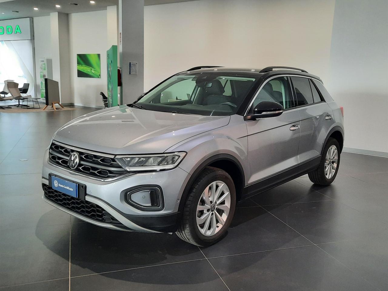 Volkswagen T-Roc 1.0 tsi 110cv life