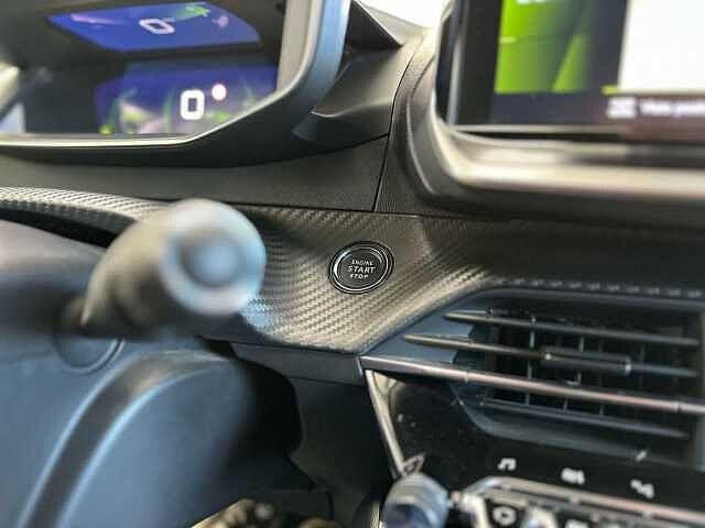 Peugeot 2008 PureTech 130 S&S GT