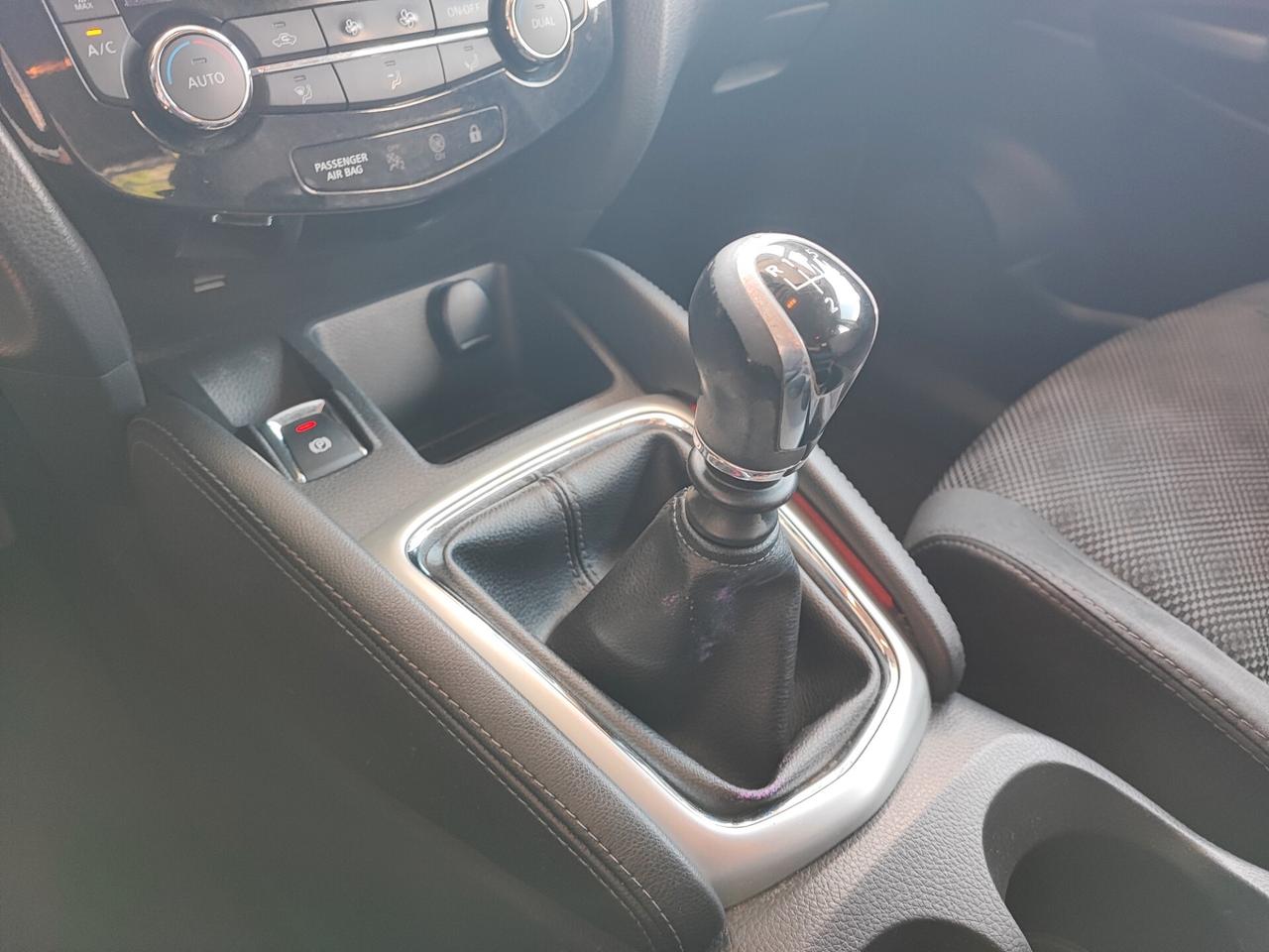 Nissan Qashqai 1.5 dCi Tekna