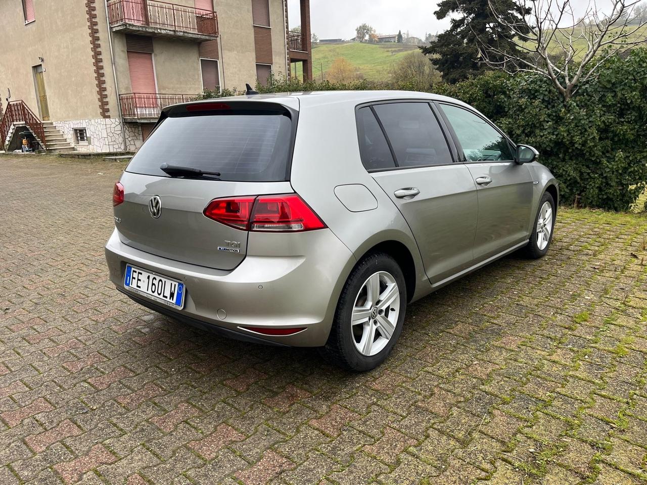 VOLKSWAGEN GOLF 1.4 TGI 110cv DSG FINE 2016
