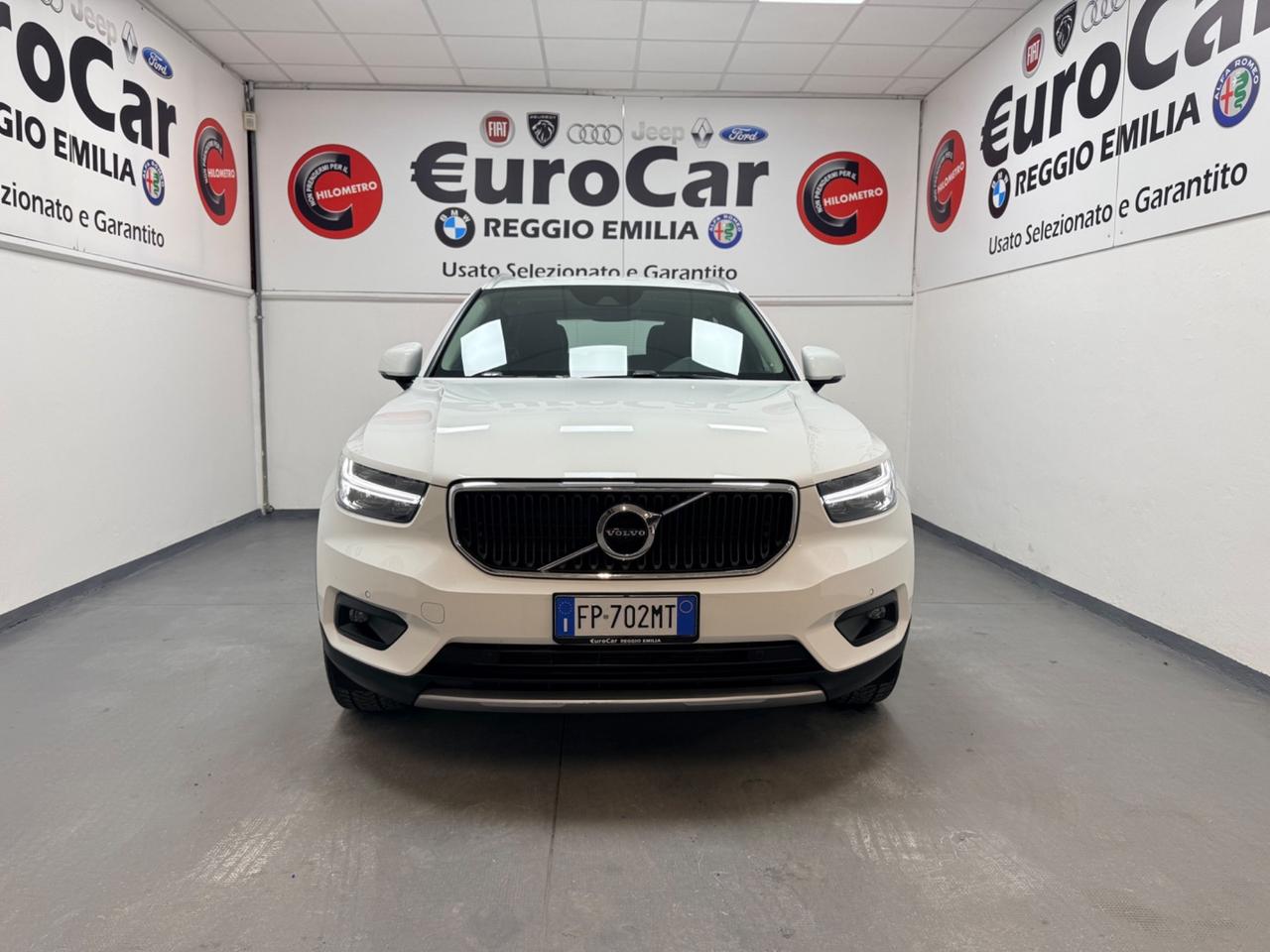 Volvo XC40 D4 2.0 190 CV AWD Geartronic Momentum 03/2018 EURO 6B