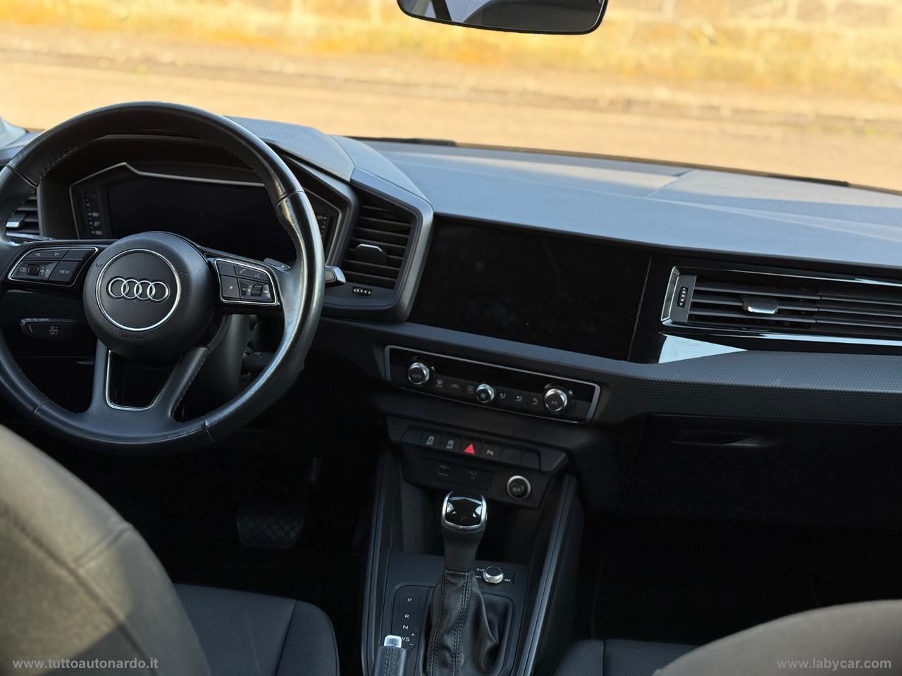 AUDI A1 SPB 35 TFSI S tronic Identity Black