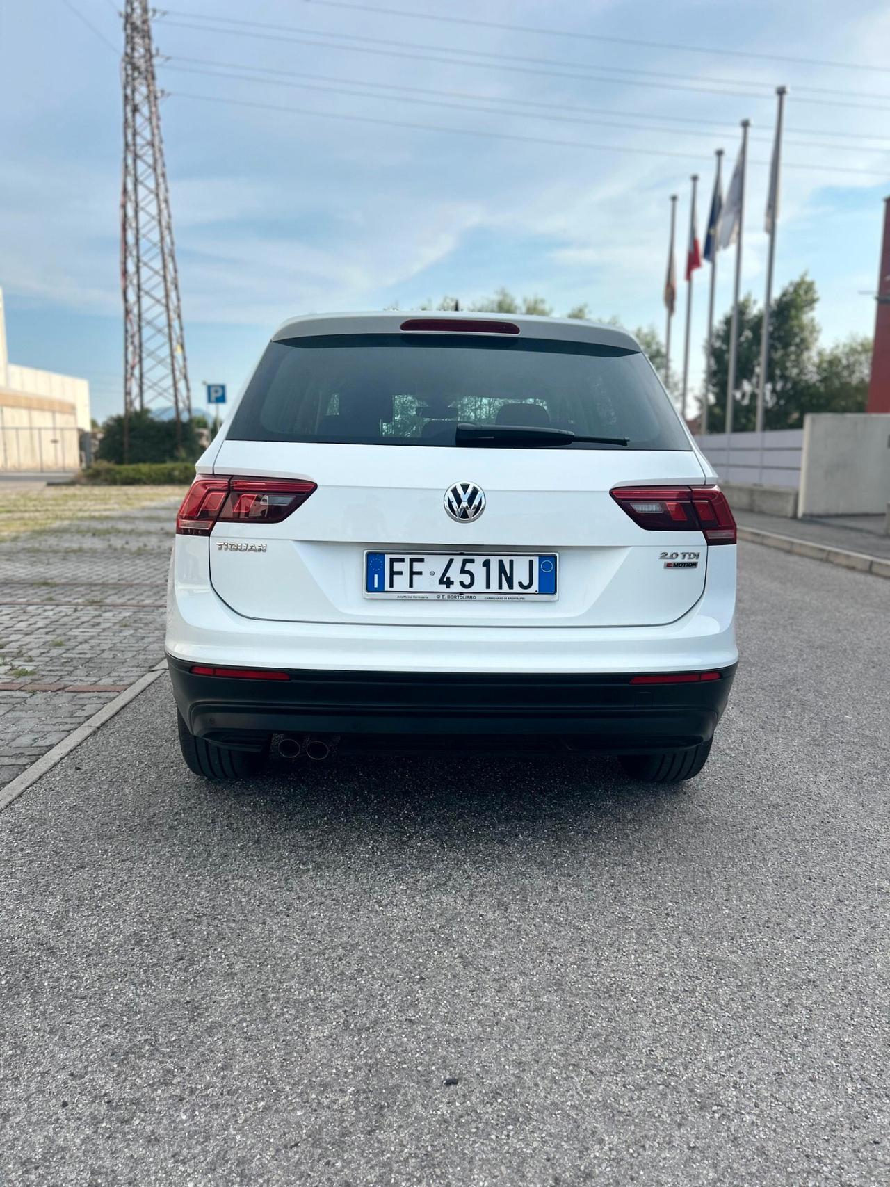 Volkswagen Tiguan 2.0 TDI SCR DSG 4MOTION Business BMT