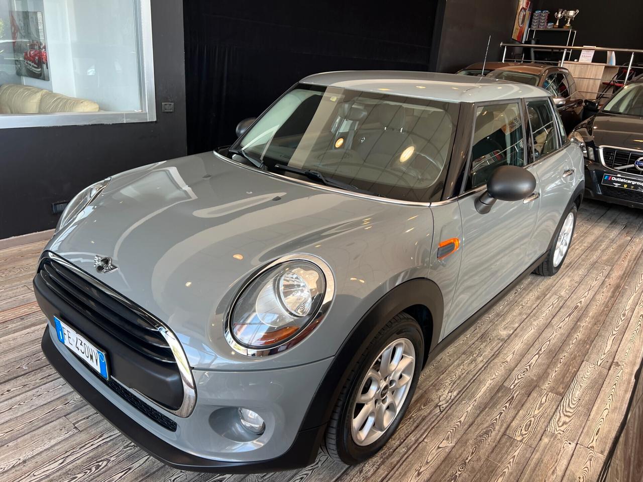 Mini 5 porte 1.2 benzina/GARANZIA