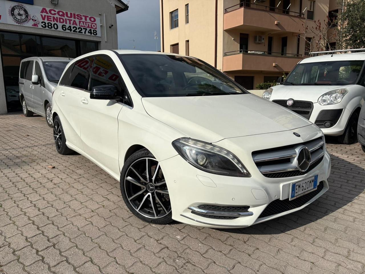 Mercedes-benz B 180 CDI BlueEFFICIENCY Premium