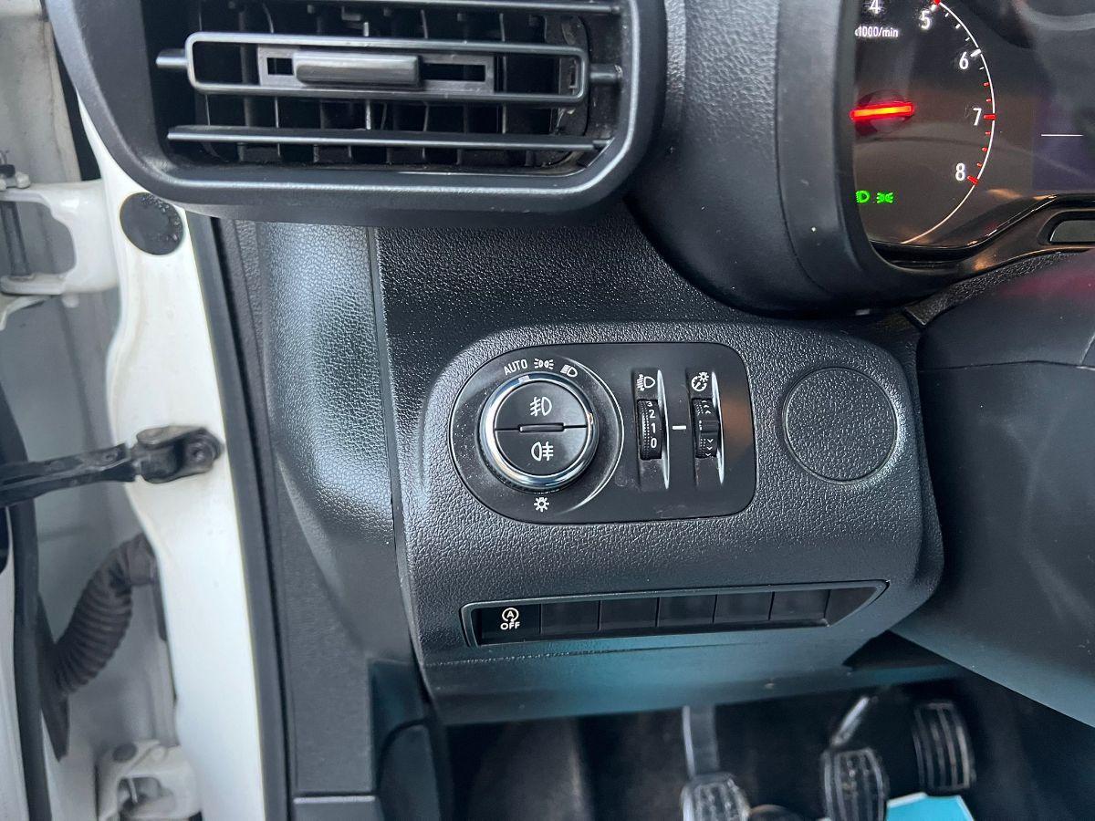OPEL Combo cargo 1.5d 100cv L1H1 Edition S&S mt5 E6.2 cargo 1.5d 100cv L1H1 Edition S&S mt5 E6.2
