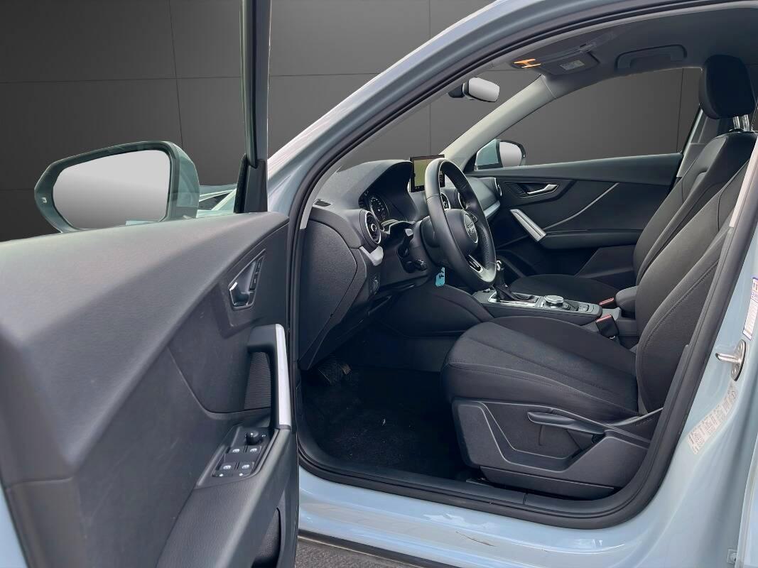 Audi Q2 35 2.0 tdi Business s-tronic