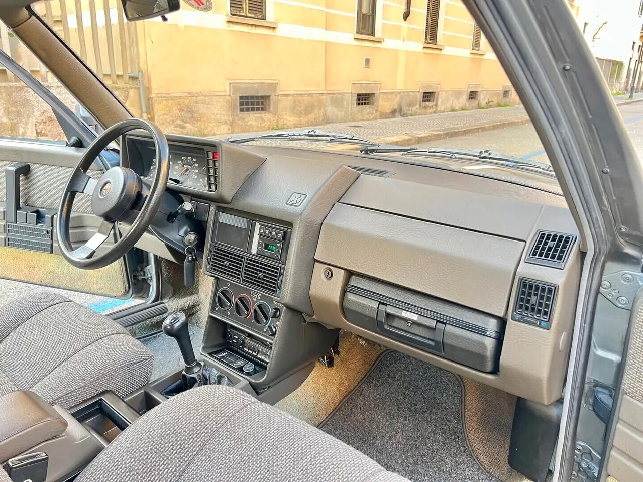 Alfa Romeo 90 2.0 Iniezione