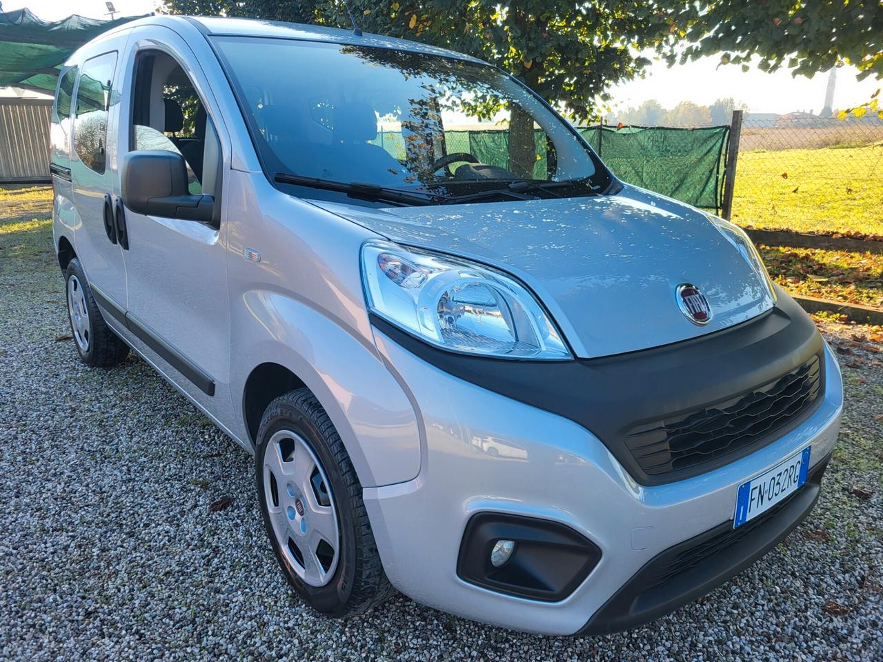 Fiat Qubo 1.3 MJT 80 CV Lounge con 34000 km