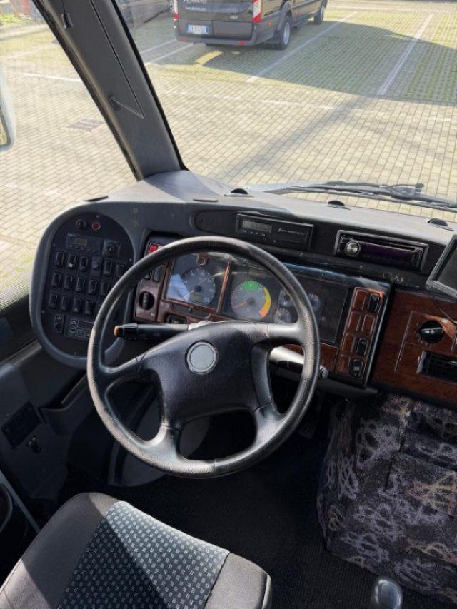 MERCEDES-BENZ LKW/TRUCKS Mercedes Benz 818 Beluga 29+1+1