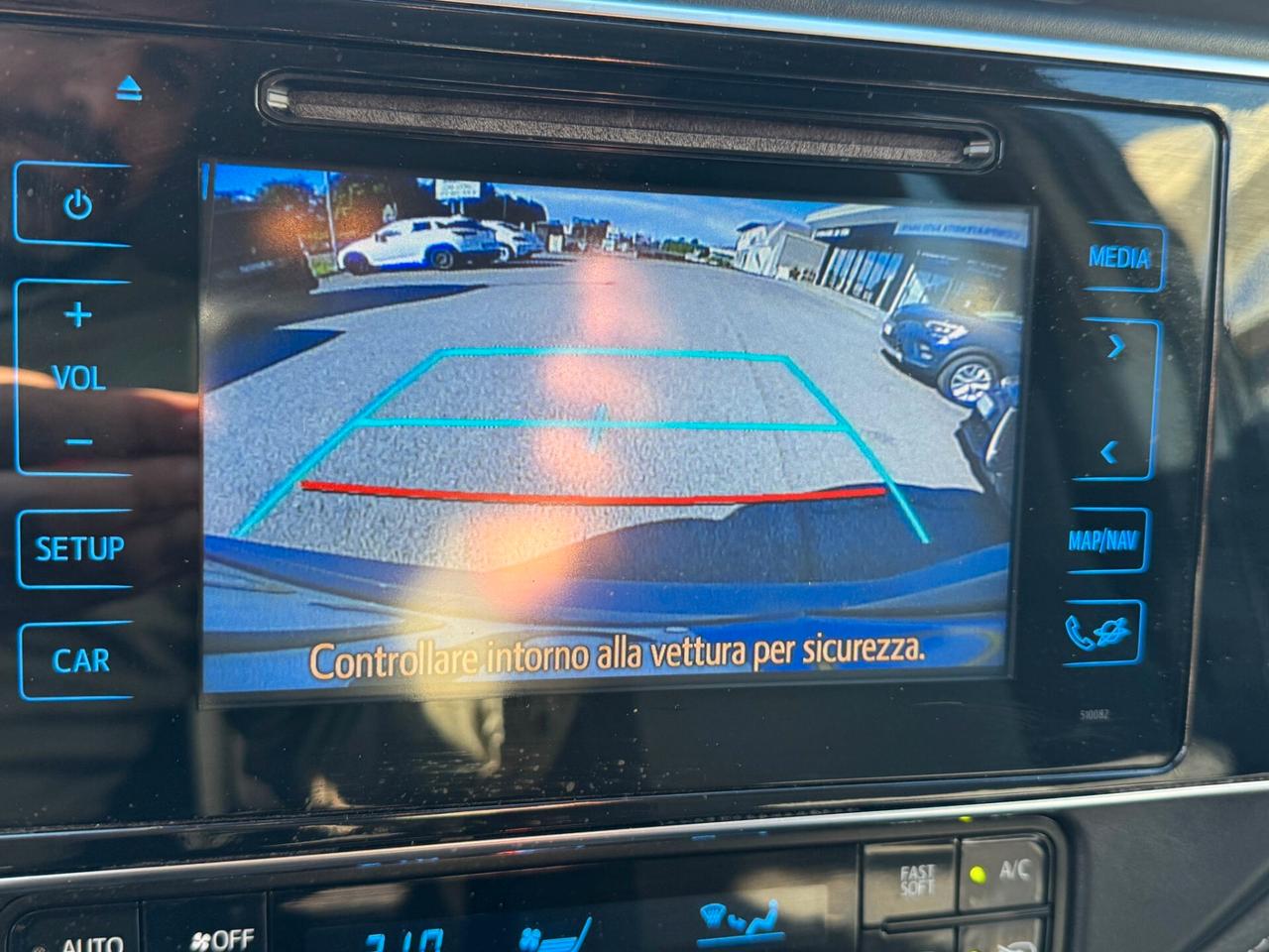 Toyota Auris Touring Sports 1.8 Hybrid Lounge
