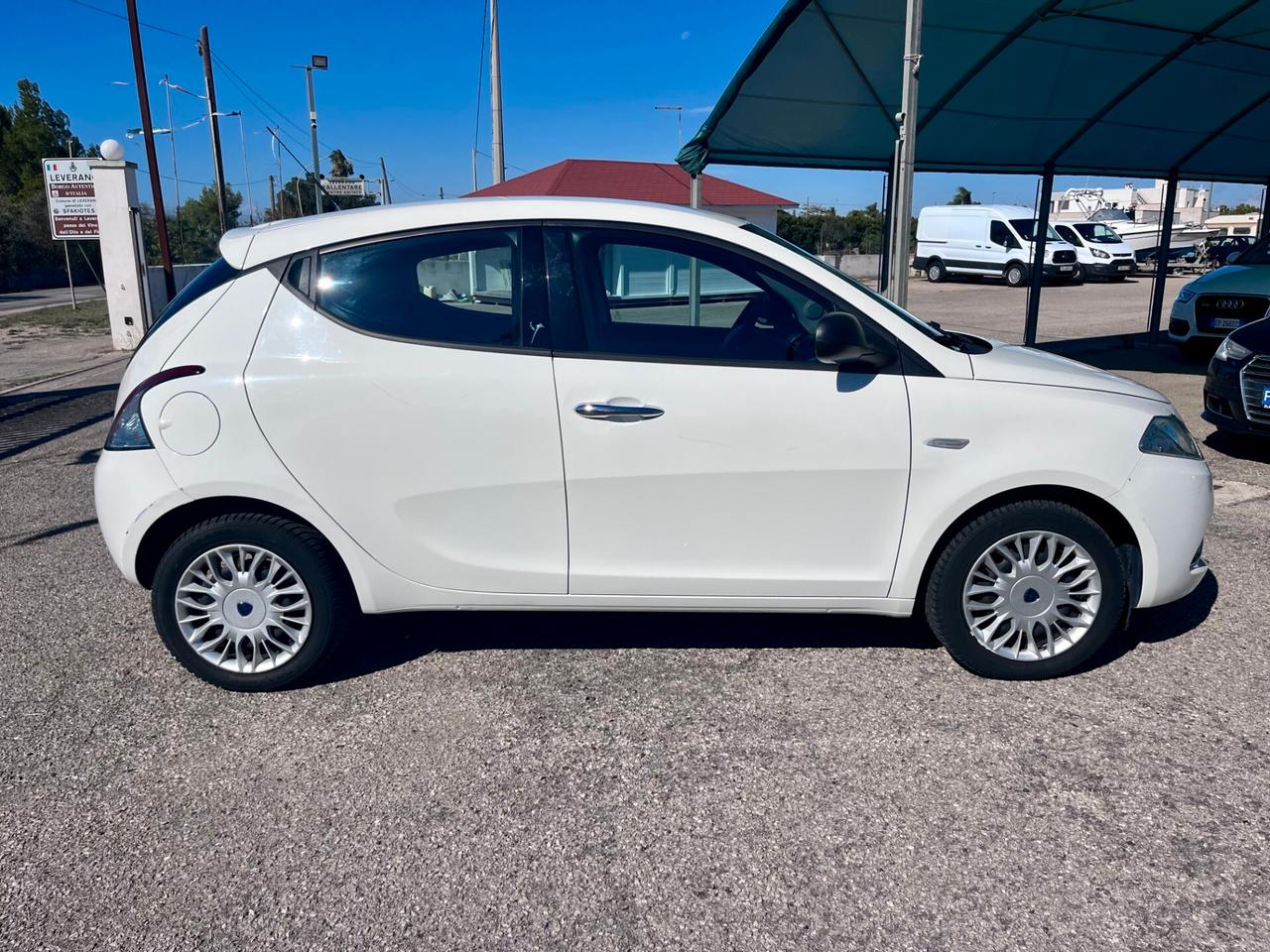 Lancia Ypsilon 1.3 MJT 16V 95 CV 5 porte S&S Mya