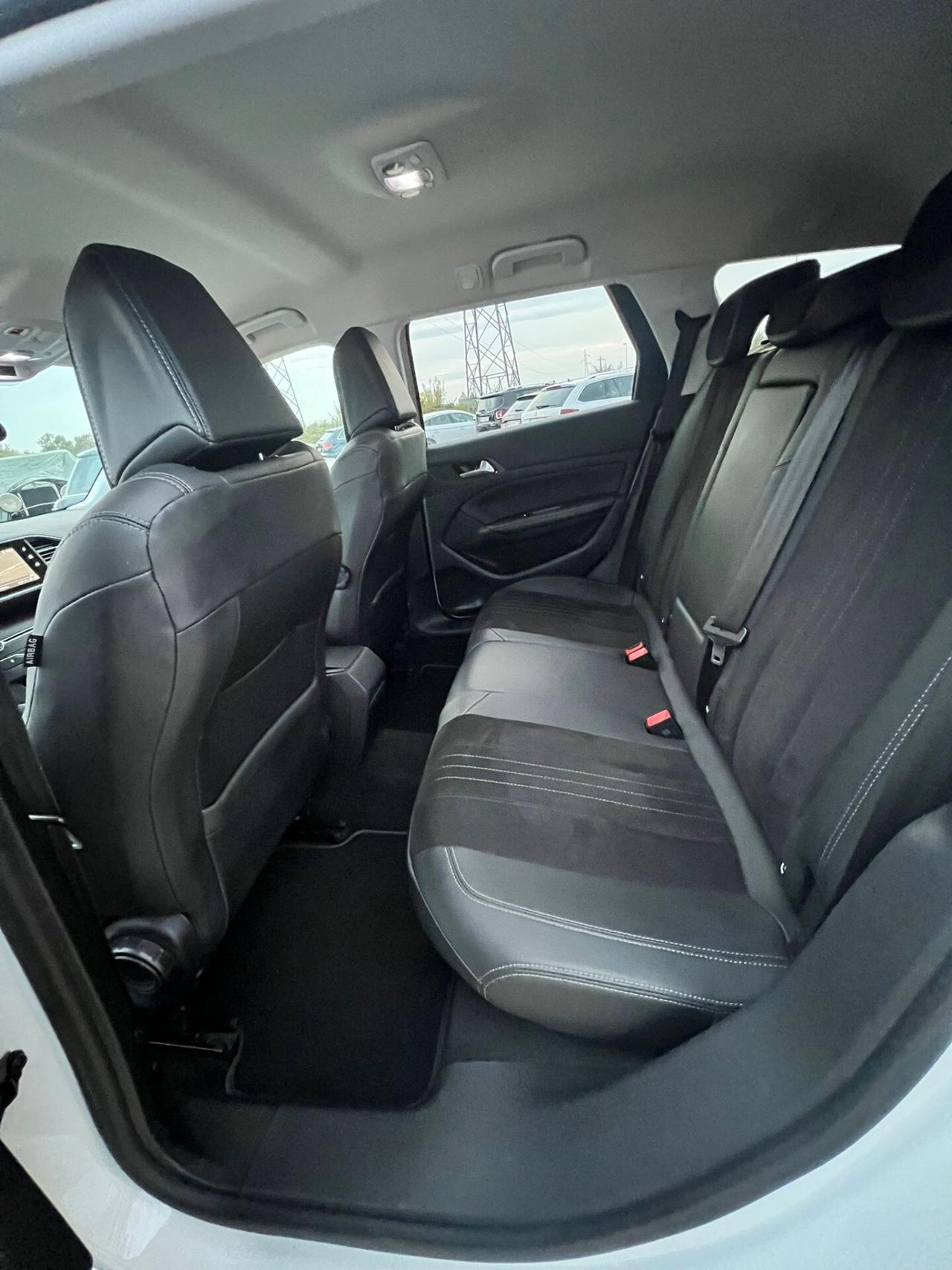 Peugeot 308 BlueHDi 120 S&S SW GT Line
