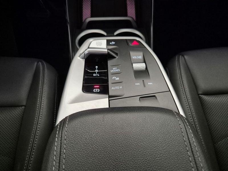 BMW X1 U11 sdrive18d X-Line Edition Balance auto