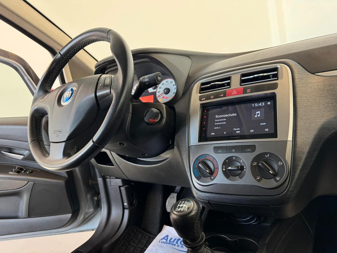 Fiat Grande Punto 1.4 Starjet 16V 3 porte Sport