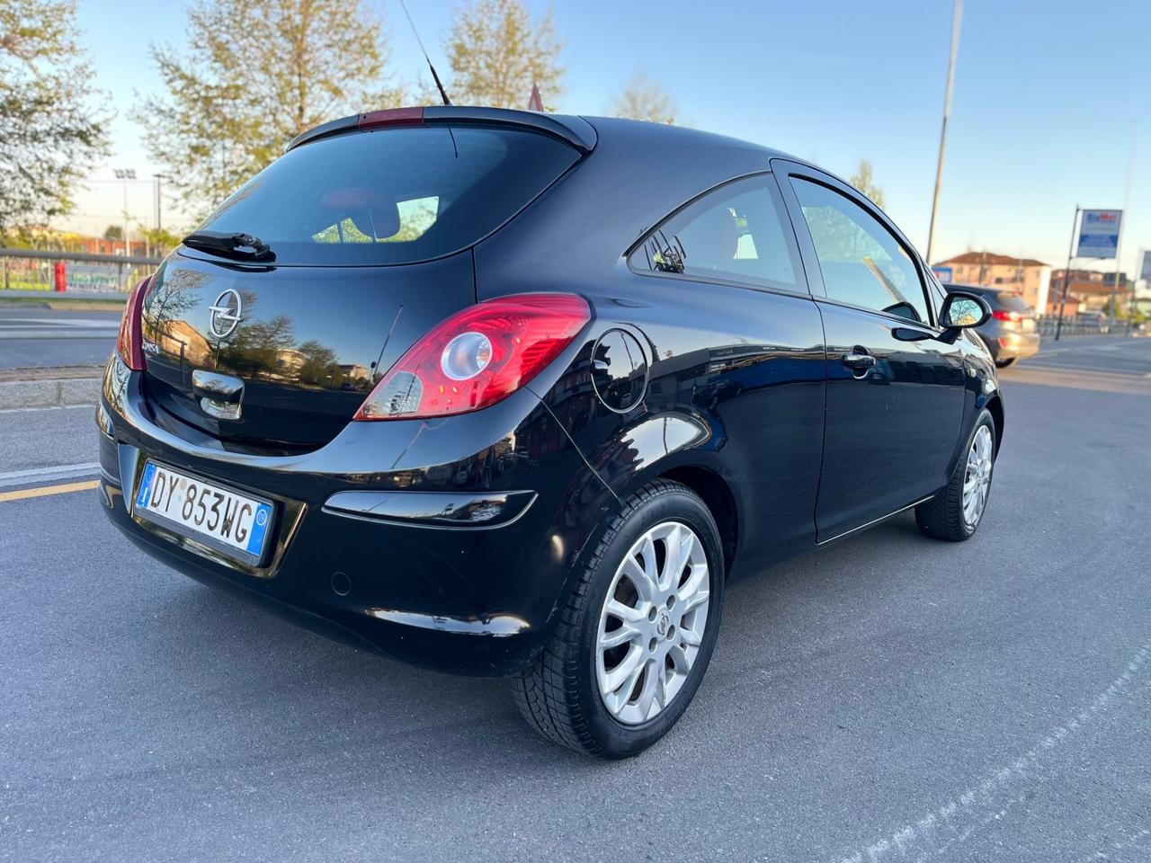 Opel Corsa 1.2 80CV 3 porte GPL-TECH Enjoy