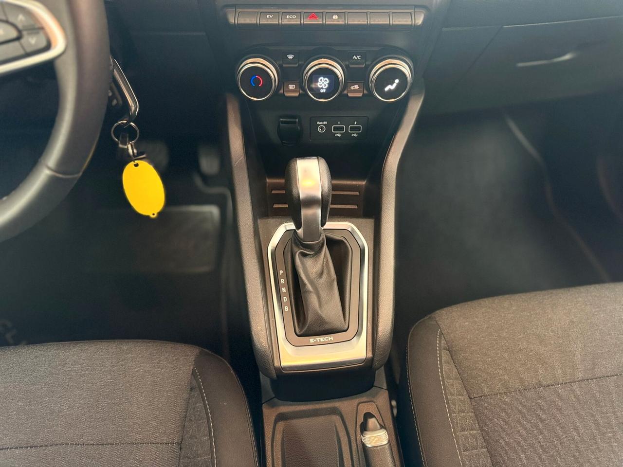 Renault Clio FULL HYBRID E-TECH INITIAL PARIS