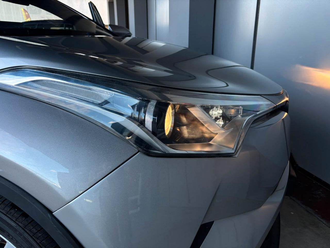 Toyota C-HR 5 Porte C-HR 1.8h Active 2wd e-cvt