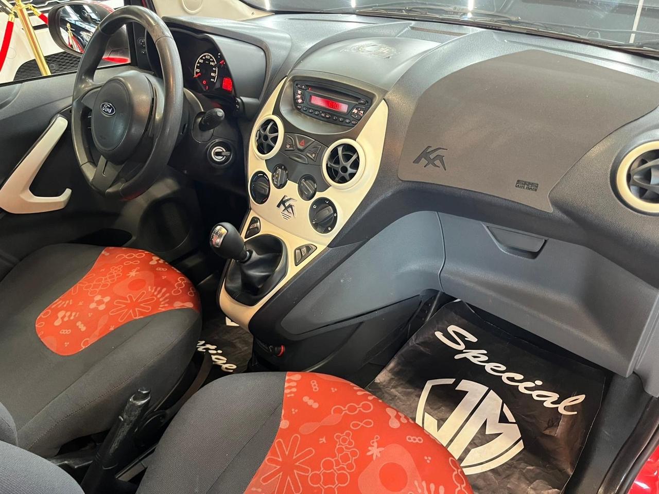 Ford Ka 1.2 8V 69CV Titanium OK NEOPATENTATI