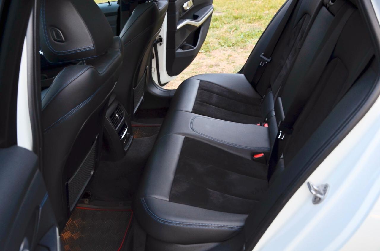 BMW 320i TOURING MSPORT 184cv AUTO, UFF ITALIANA, EURO 6D, TETTO, FULL LED, RETROCAMERA, PERMUTE