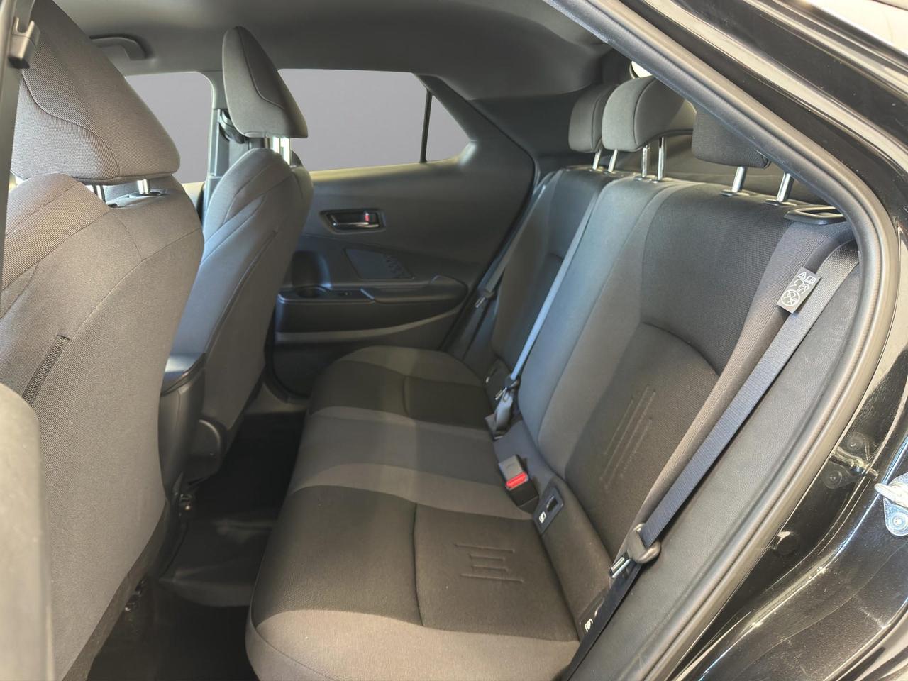 Toyota C-HR 2.0 phev Trend eco fwd e-cvt