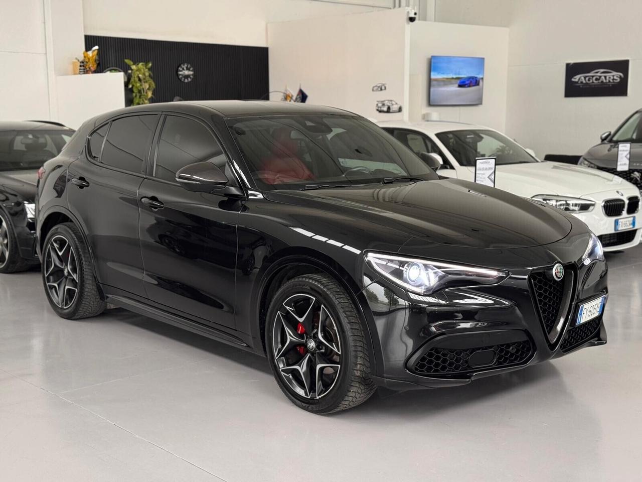 Alfa Romeo Stelvio 2.0 Turbo 280 CV AT8 Q4 VELOCE