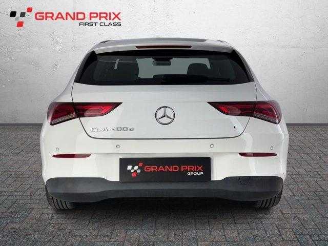 MERCEDES-BENZ CLA 200 d Automatic Shooting Brake Business Extra