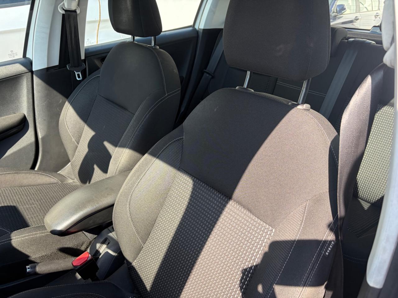 Peugeot 208 BlueHDi 1.6 5 porte Allure