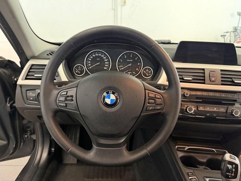 BMW Serie 3 318d Business Adv. Aut.