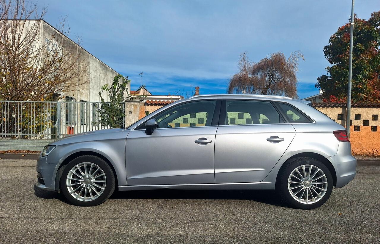 Audi A3 SPB 1.6 TDI ultra Attraction
