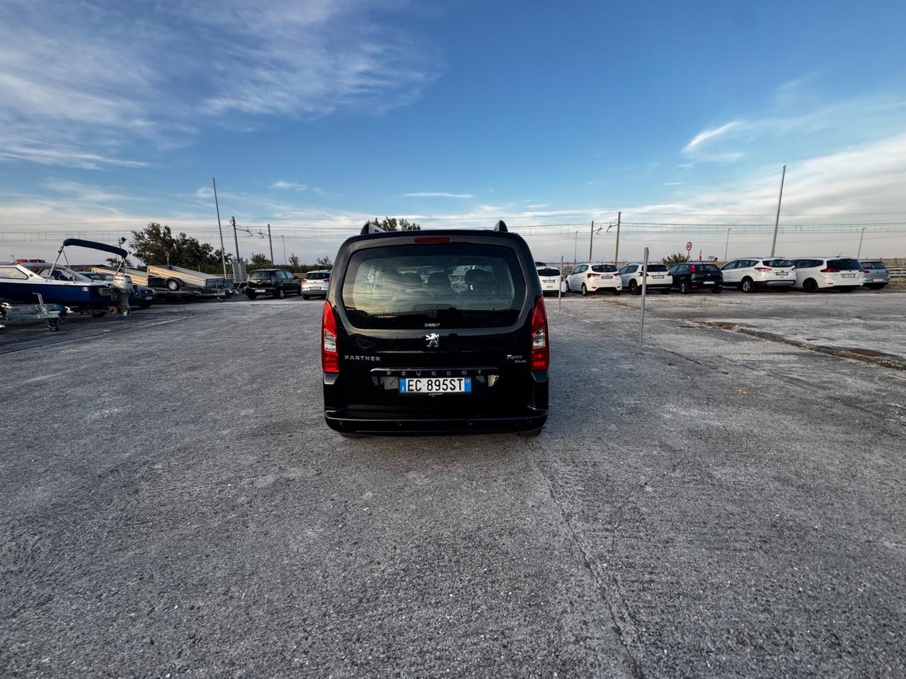 Peugeot Partner Tepee 1.6 HDi 112CV Outdoor