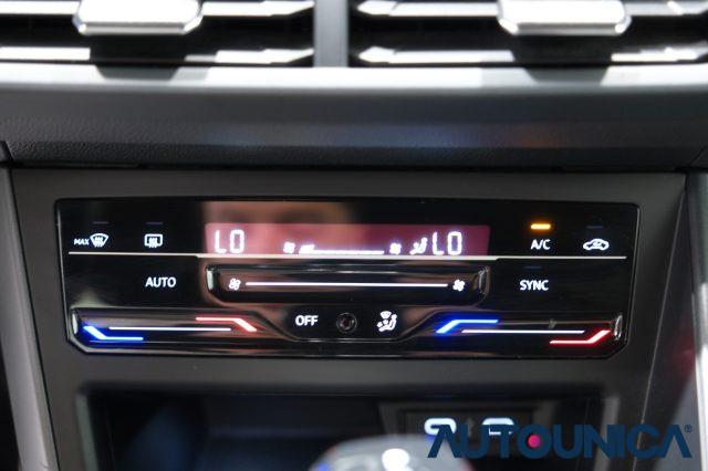 VOLKSWAGEN Polo 1.0 TSI DSG R-LINE AUTOMATICA NEOPATENTATI