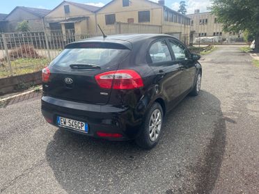 Kia Rio 1.1 CRDi 5p. Cool 2014 175.000 KM