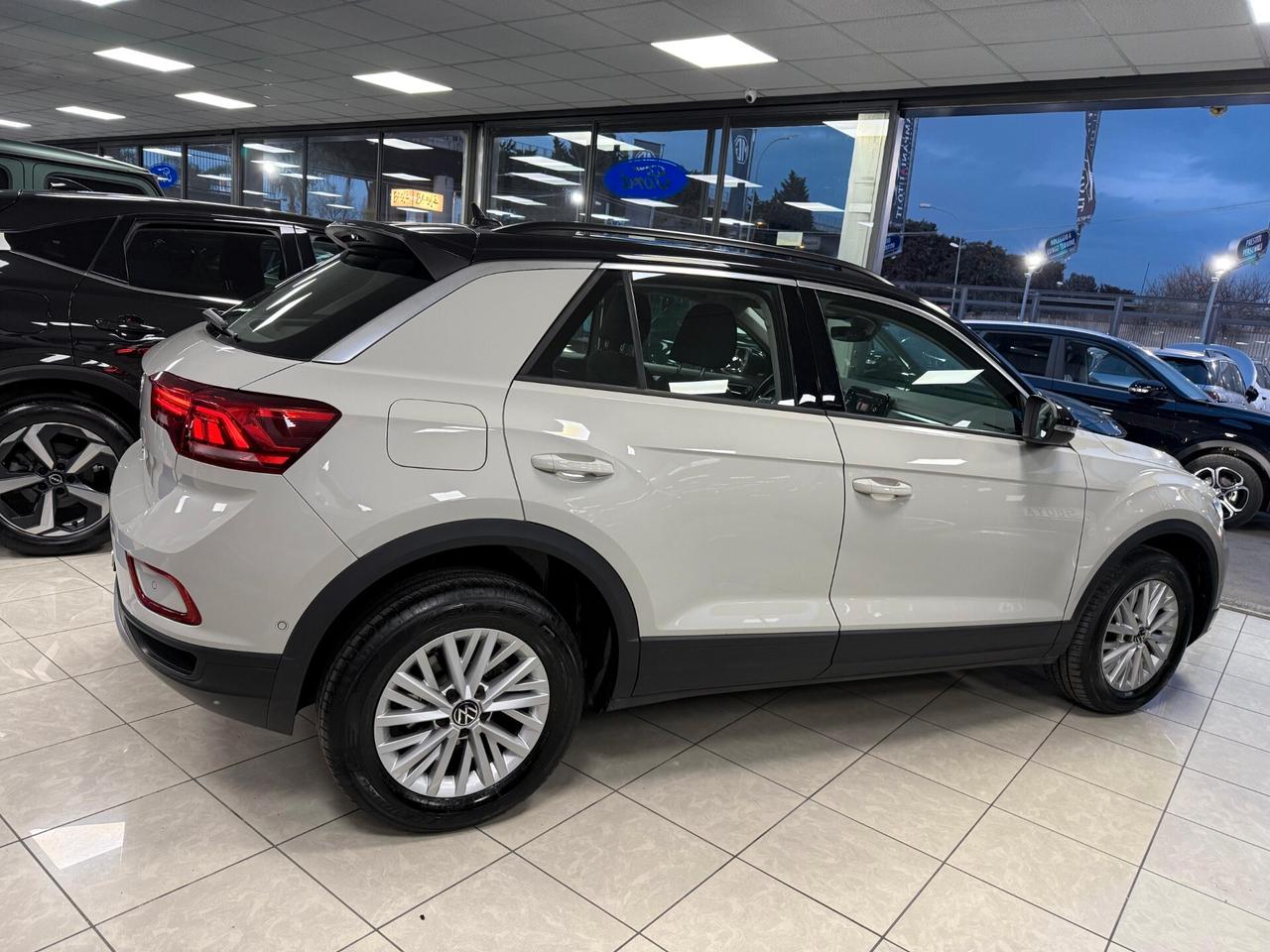 Volkswagen T-Roc 1.0 TSI Life