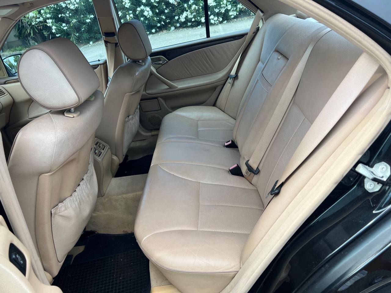 Mercedes-benz E 270 CDI cat Avantgarde